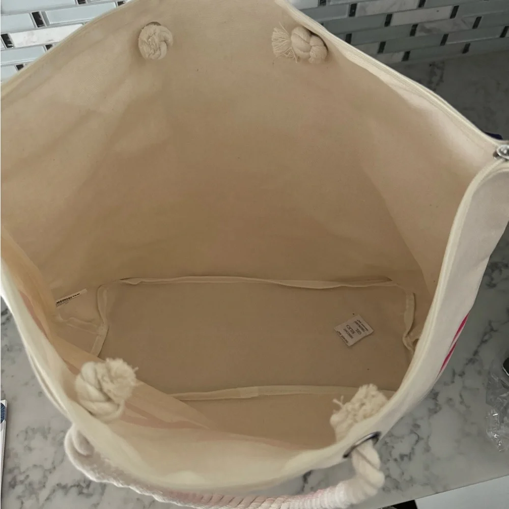 BABES Tote bag